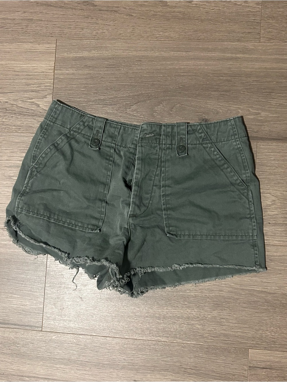 Forever 21 Olive Green Frayed Hem Women's Shorts